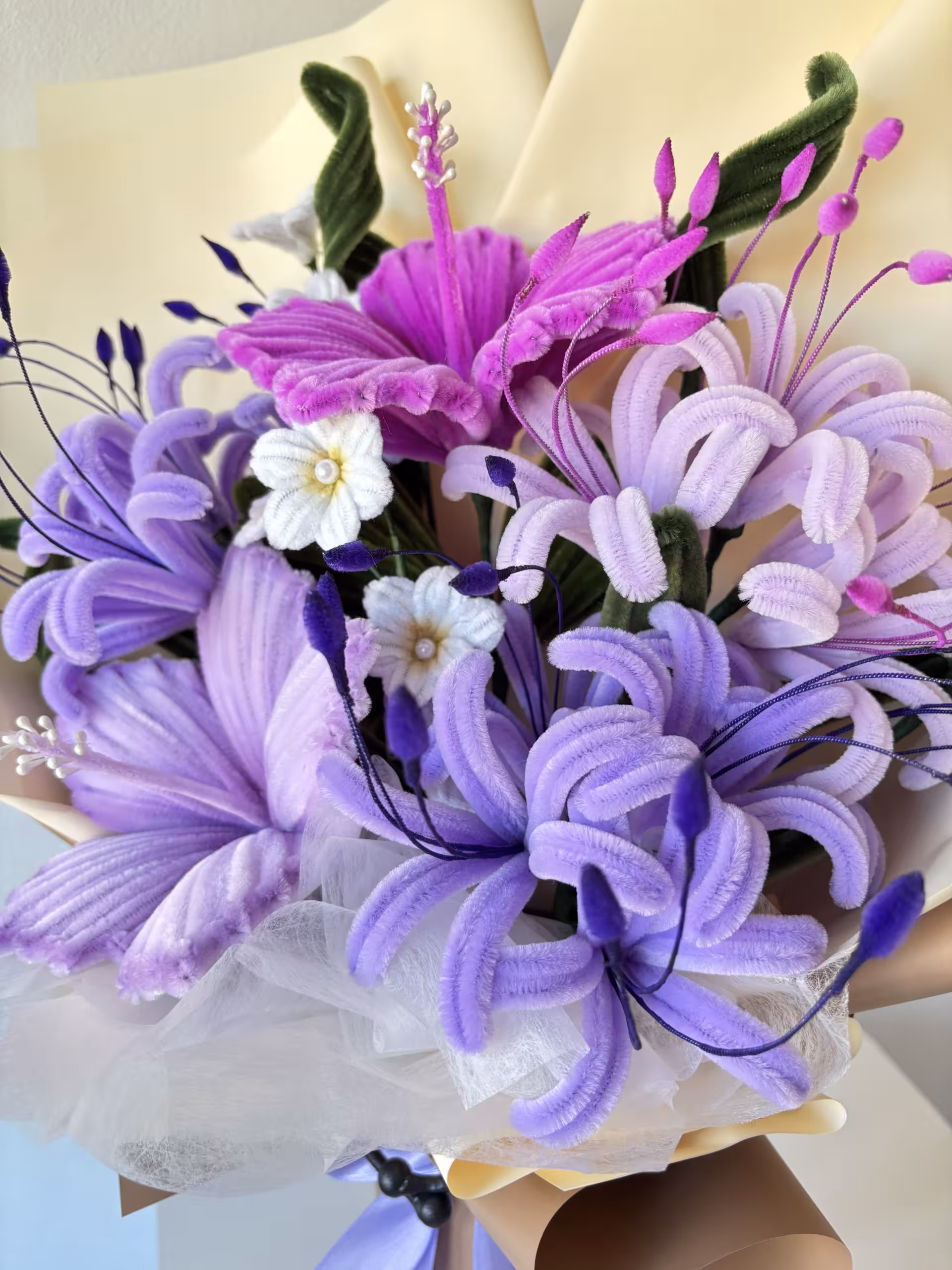 Plišani buket Spider Lily - Slika 2